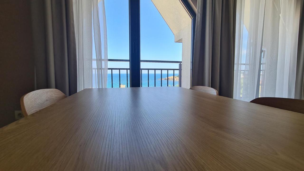 Nea Apartments Ahtopol Bagian luar foto