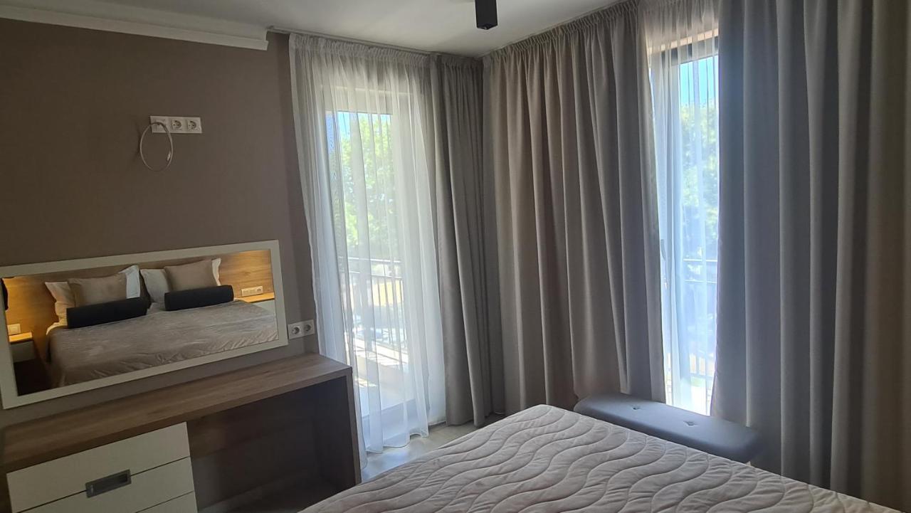 Nea Apartments Ahtopol Bagian luar foto