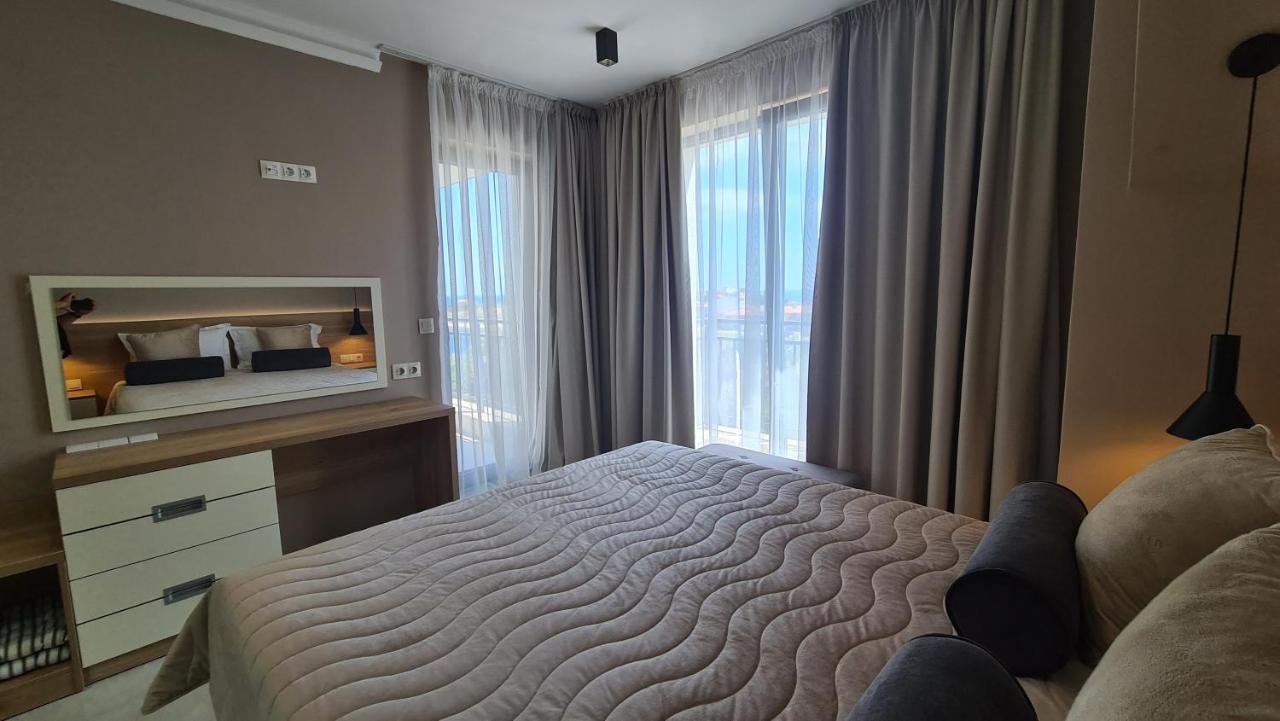 Nea Apartments Ahtopol Bagian luar foto