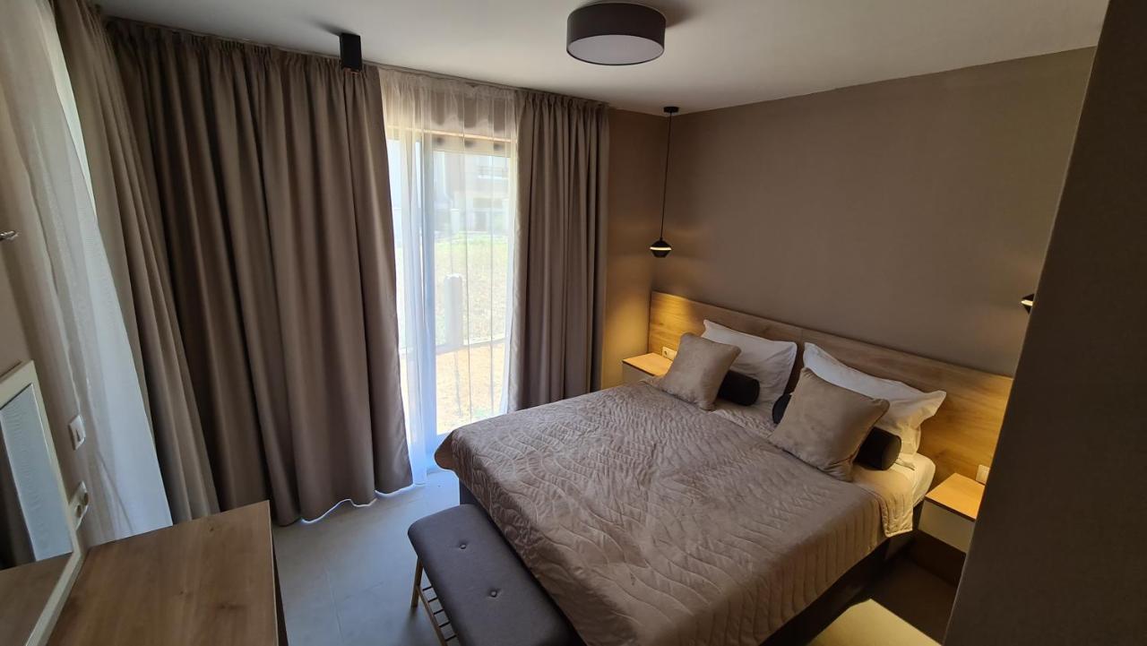 Nea Apartments Ahtopol Bagian luar foto