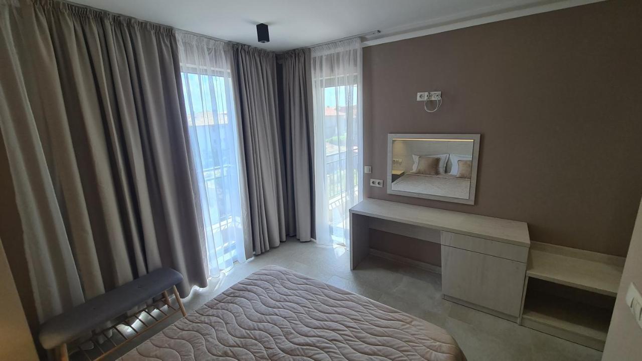 Nea Apartments Ahtopol Bagian luar foto