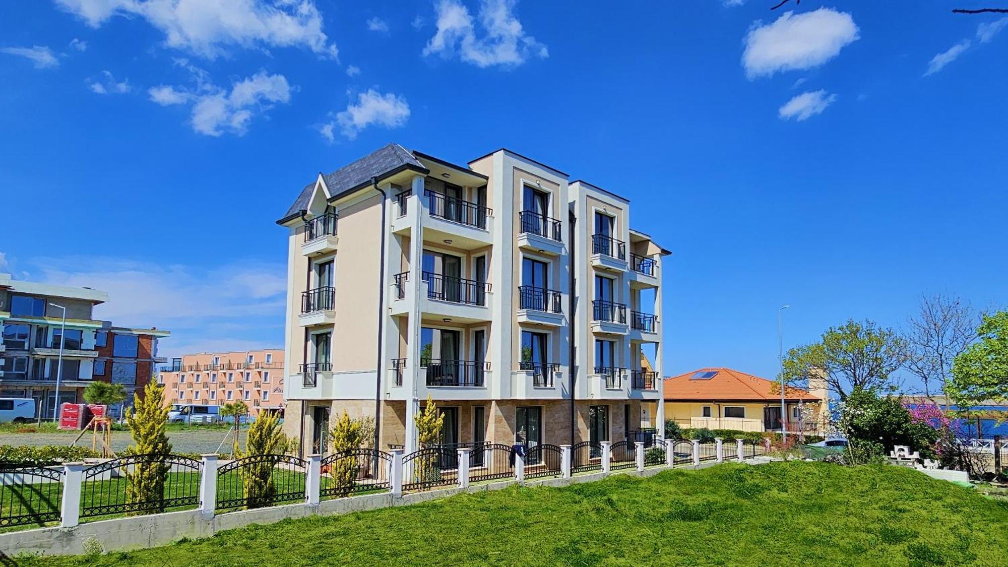 Nea Apartments Ahtopol Bagian luar foto